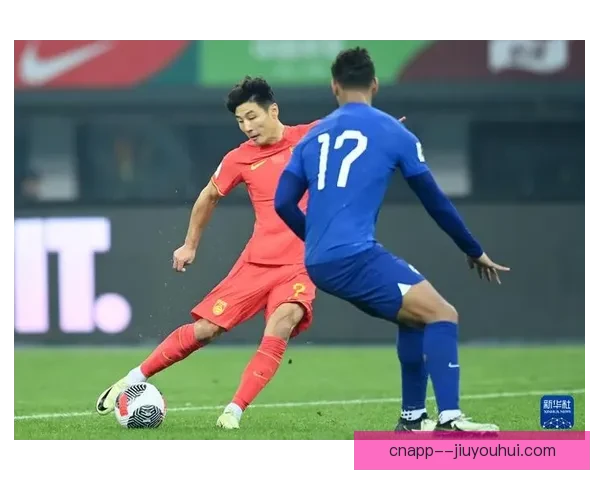 武磊世预赛对阵新加坡两度梅开二度引爆全场热情